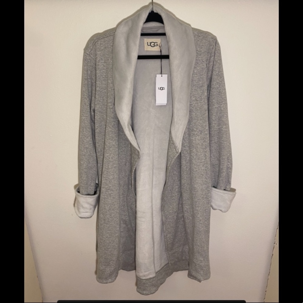 Ugg Blanche Robe NWT